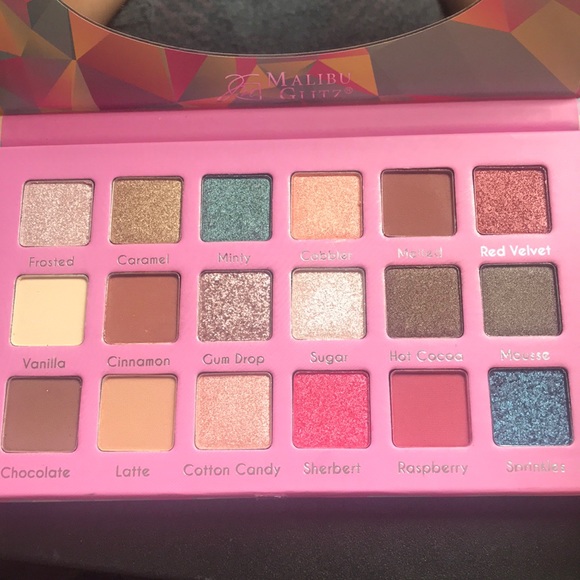 makeup - Picture 3 of 3